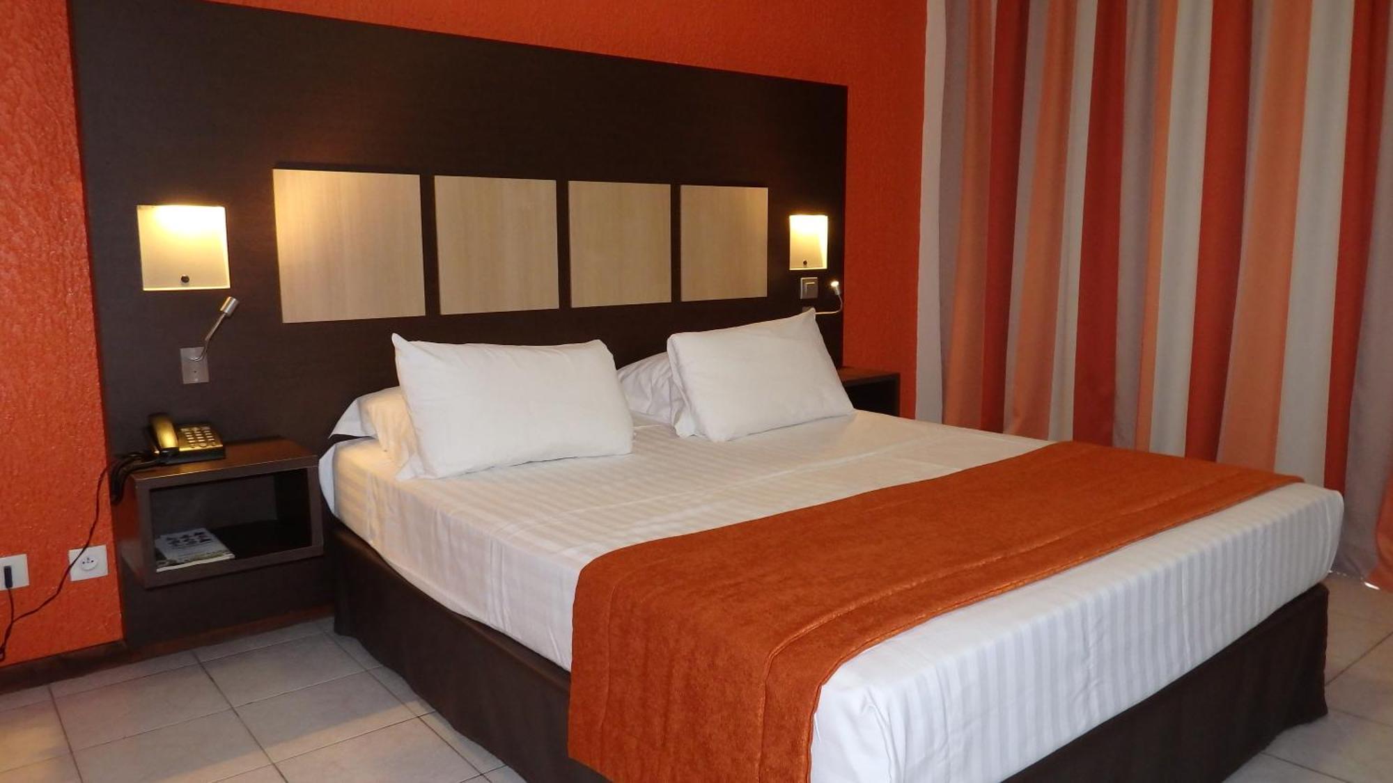 Central Hotel Cayenne Esterno foto